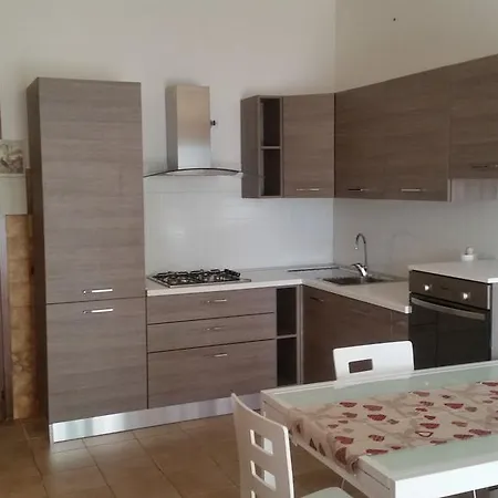 Dellea Apartman